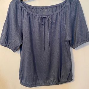 New with tags. Loft linen shirt. Size M.